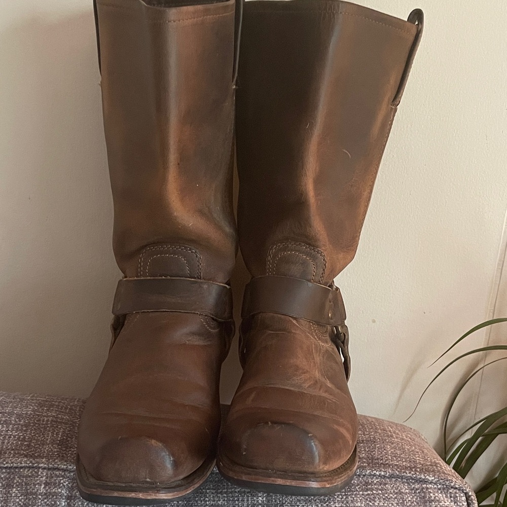 Classic Brown Leather Women’s Frye Boots